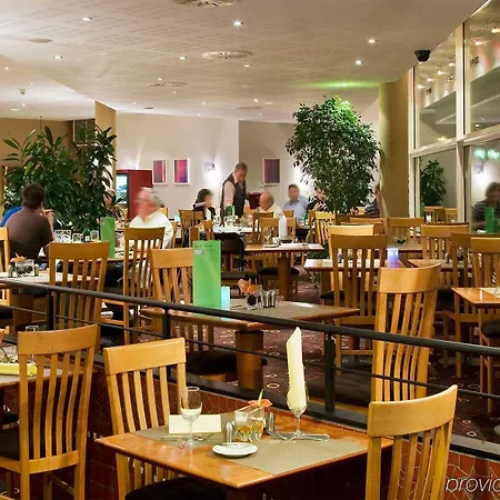 Novotel 4*
