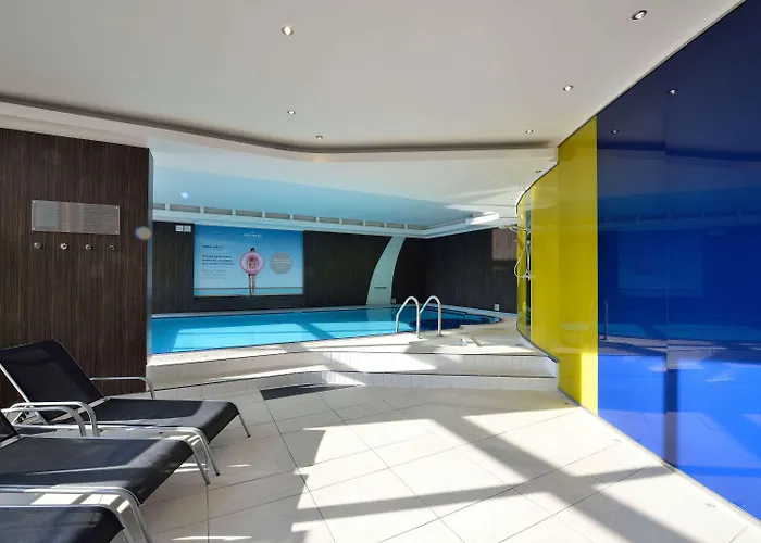 Otel Novotel 4*