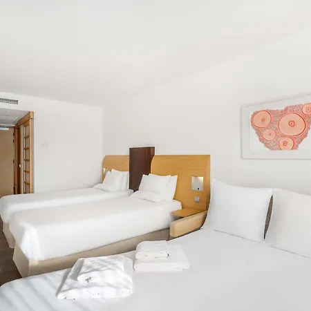 诺富特布达佩斯城市酒店 酒店 4*