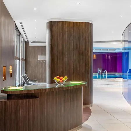 Novotel מלון