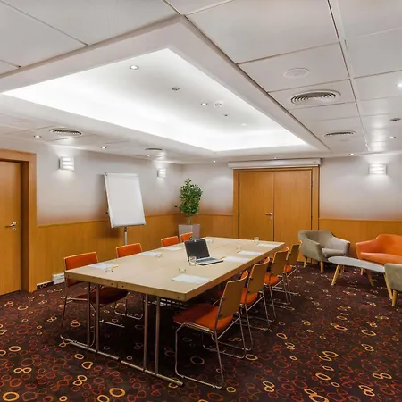 Novotel 4* בודפשט