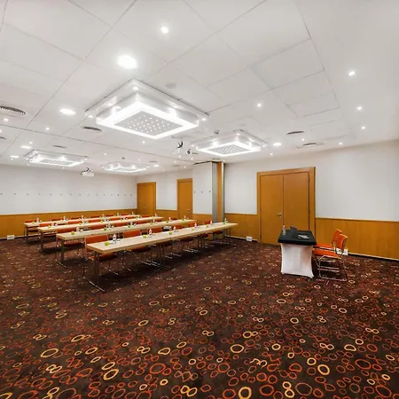 Novotel 4* בודפשט