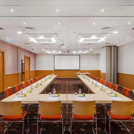 מלון Novotel