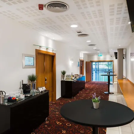 Novotel 4* בודפשט