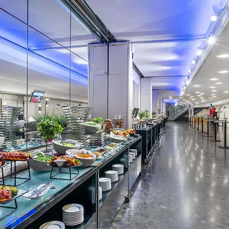 Novotel Hotel 4*
