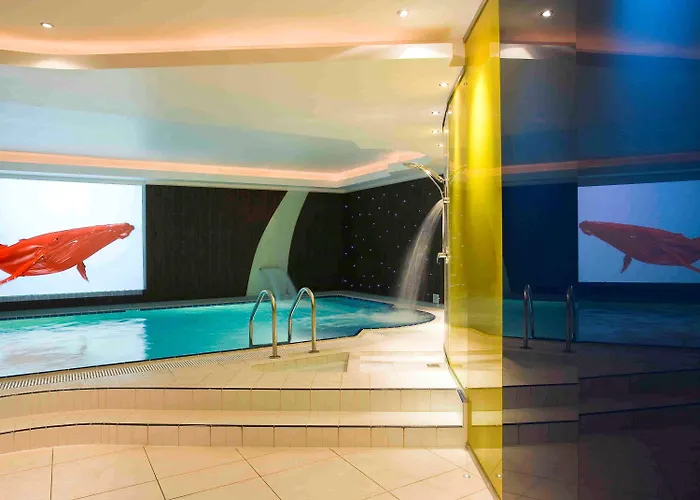 Novotel Hotel 4*
